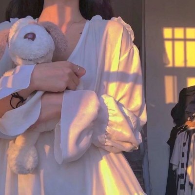 八个女人一台戏海报